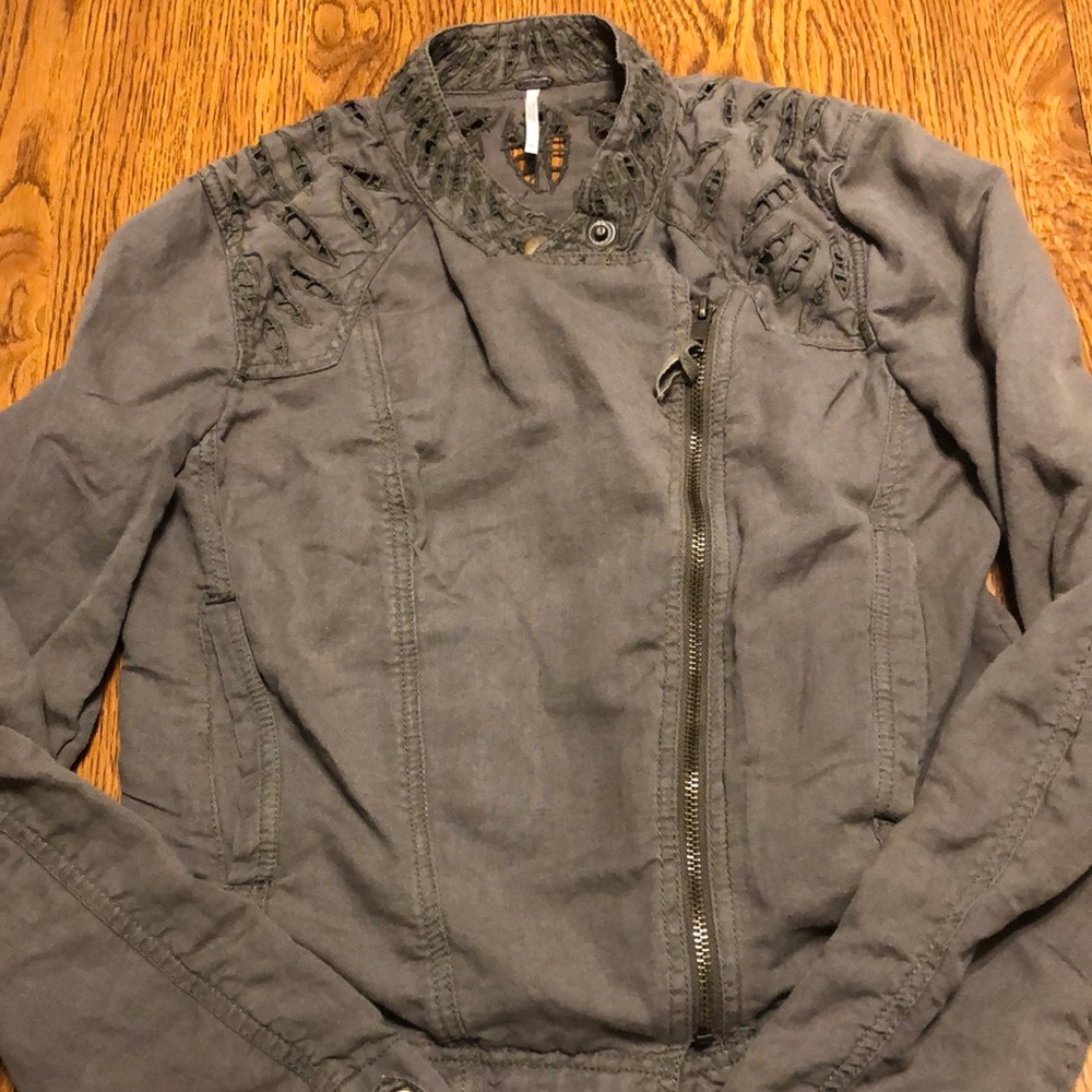 Free People size 8 lightweight jacket